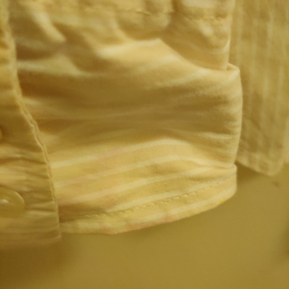 Unknown Brand Women's Button Shirt - Picture 14 of 14